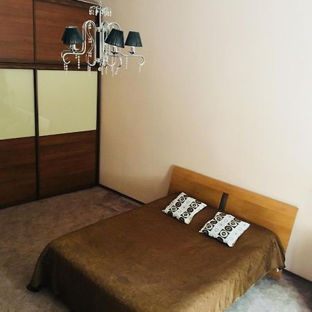 Apartment In The City Centre Lviv Buitenkant foto