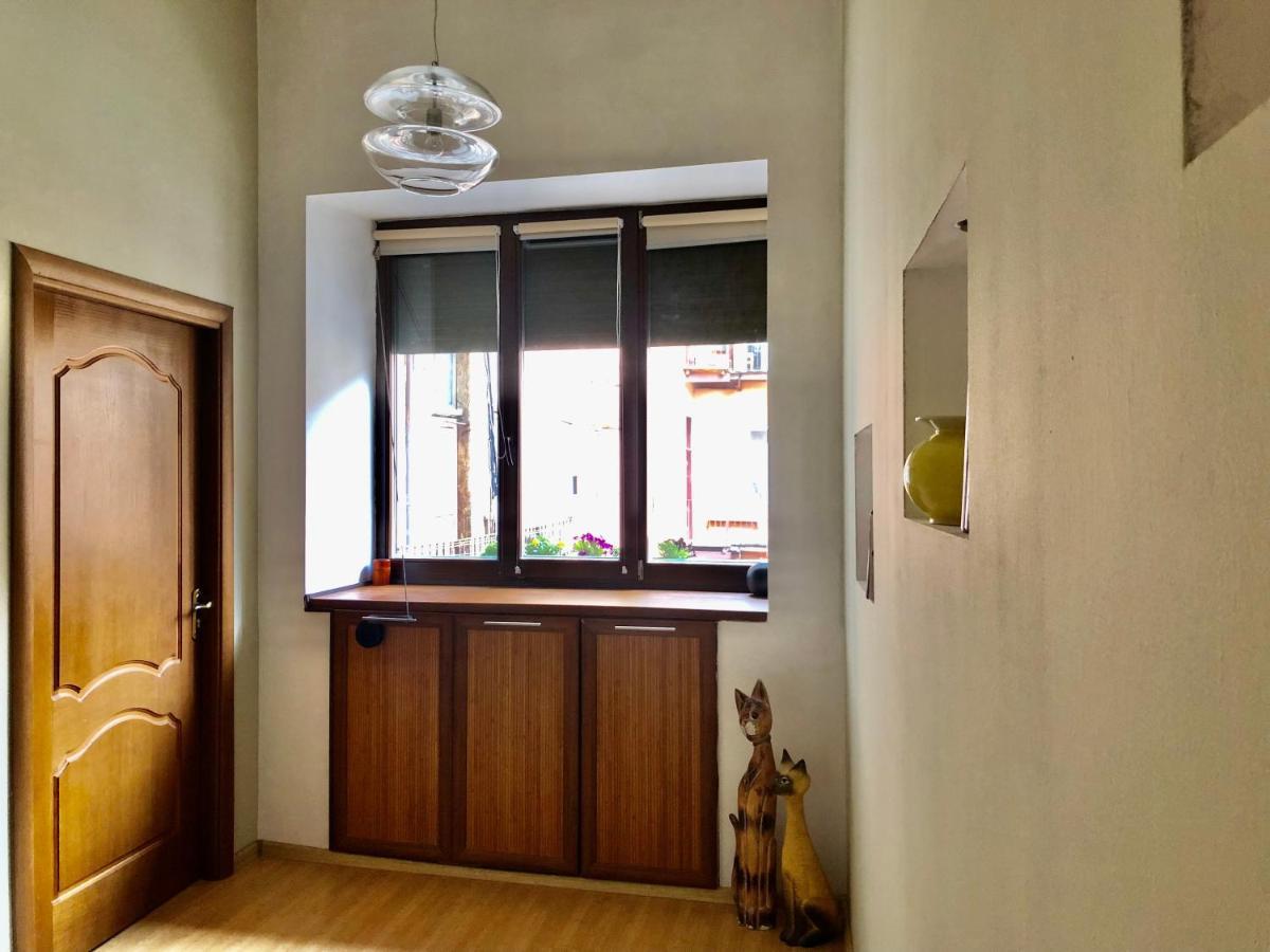 Apartment In The City Centre Lviv Buitenkant foto