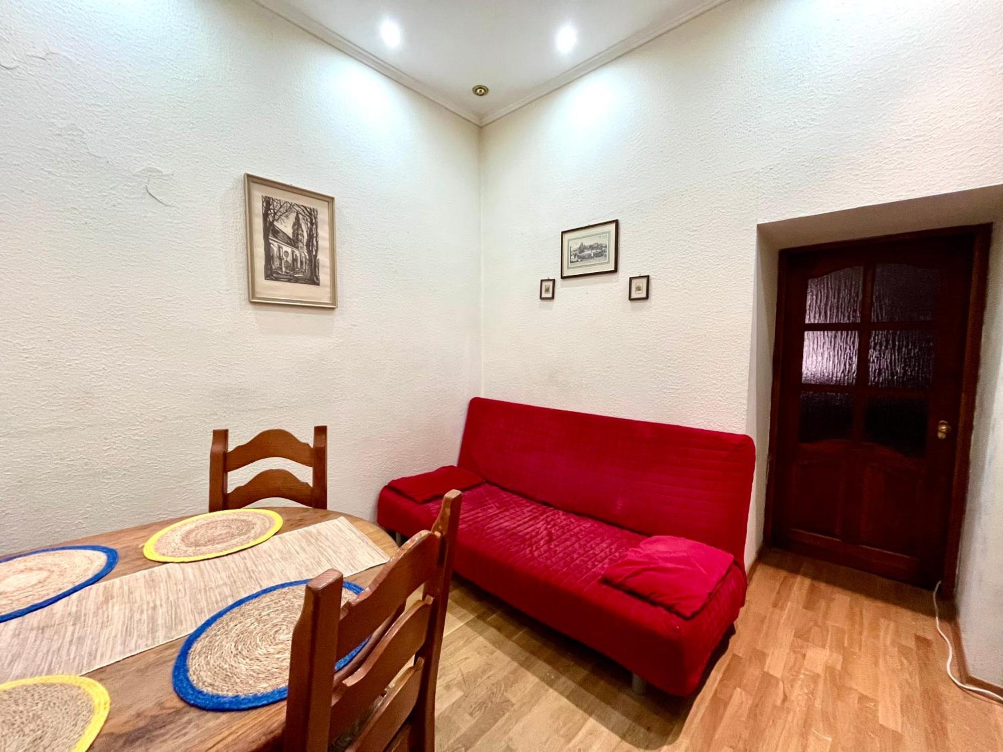 Apartment In The City Centre Lviv Buitenkant foto
